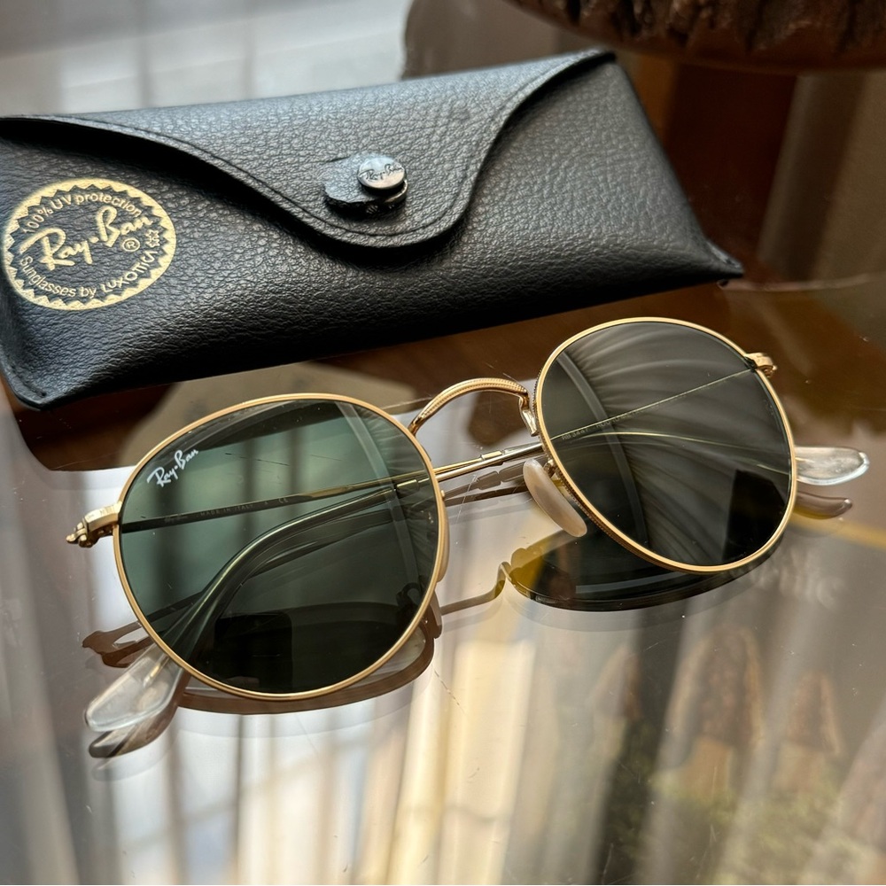 Round Gold Ray-bans